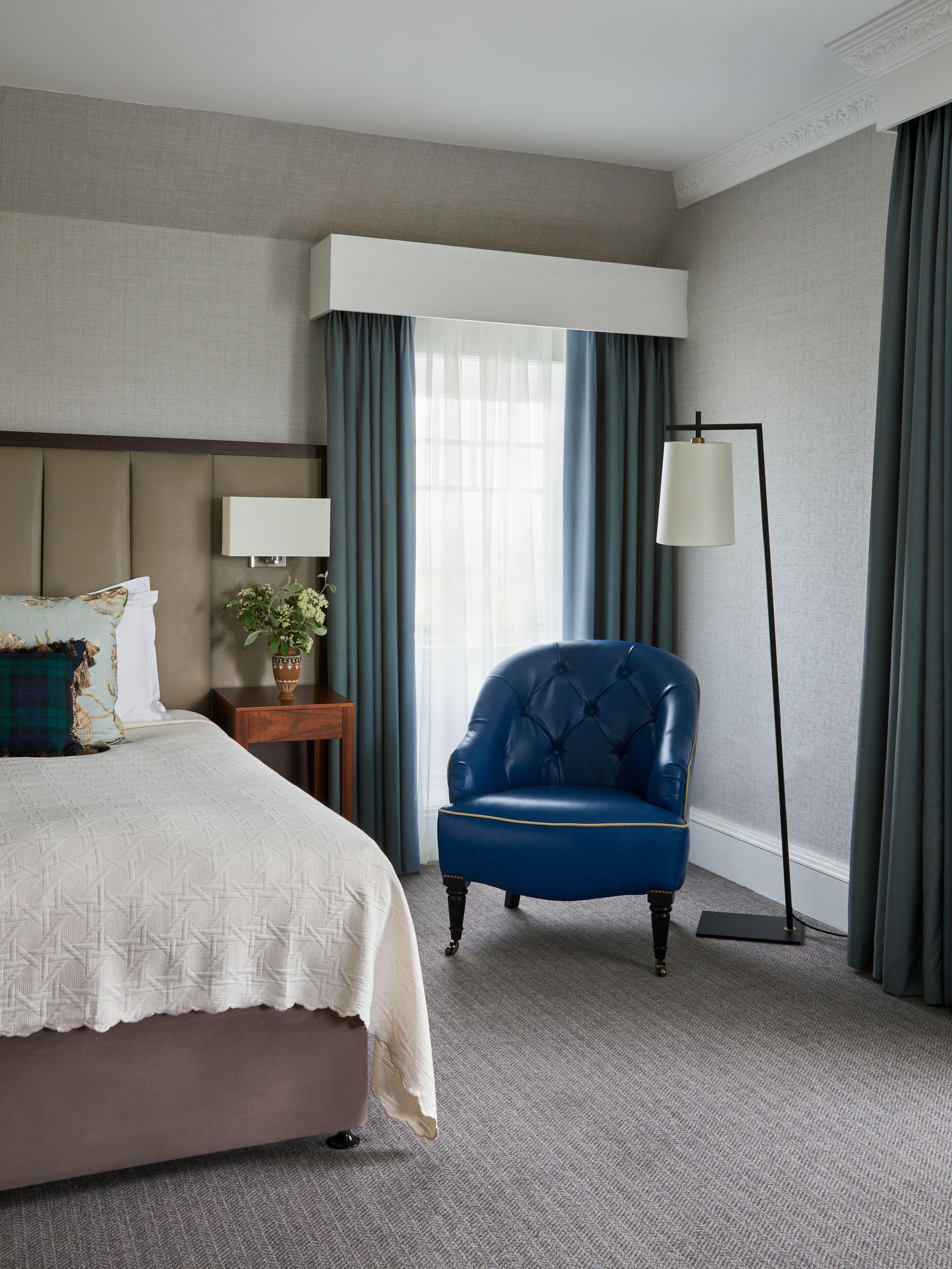 Hotel Marine Troon Exteriér fotografie A bedroom at the hotel